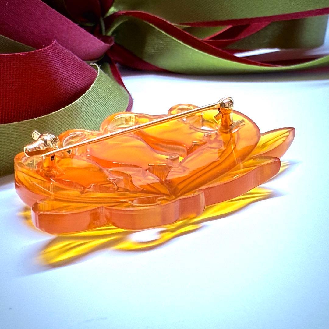 本鼈甲　べっ甲　白甲　ブローチ　約5.6g　ヴィンテージ1