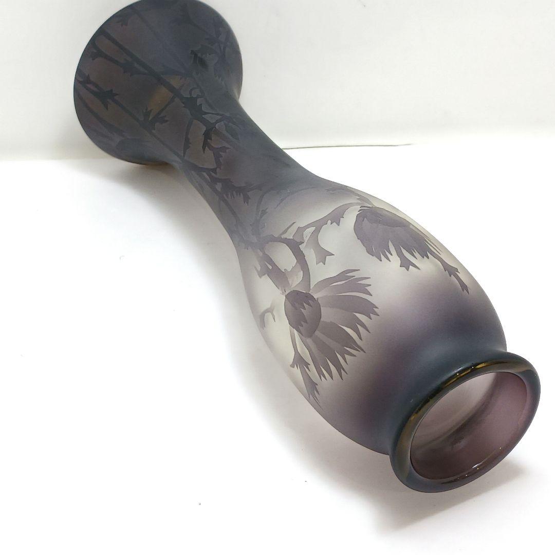 Y3279-1 ガレ風 被せガラス 花文花瓶 高さ23㎝　 　ten