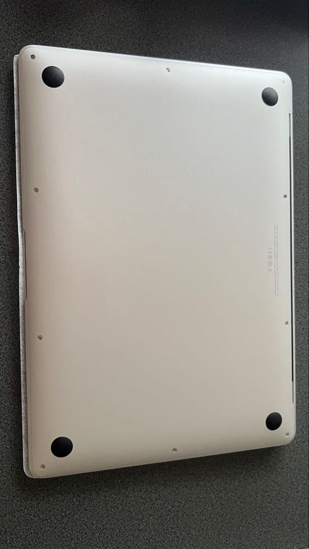 13インチMacBook Air - シルバー箱、充電器有り