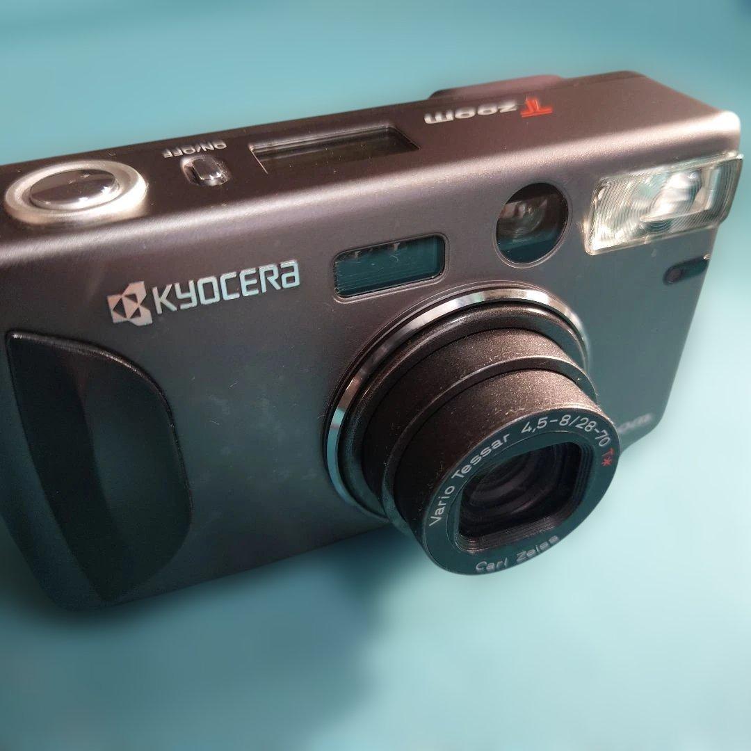 「中古」KYOCERA Tzoom Carl Zeiss フィルムカメラ＋付属品