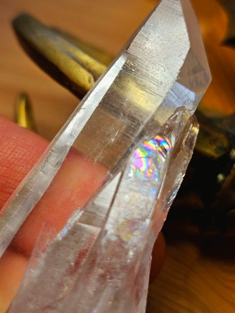 虹入り‼️高い波動‼️ヒマラヤのレムリアン ネパール マカルー産 水晶