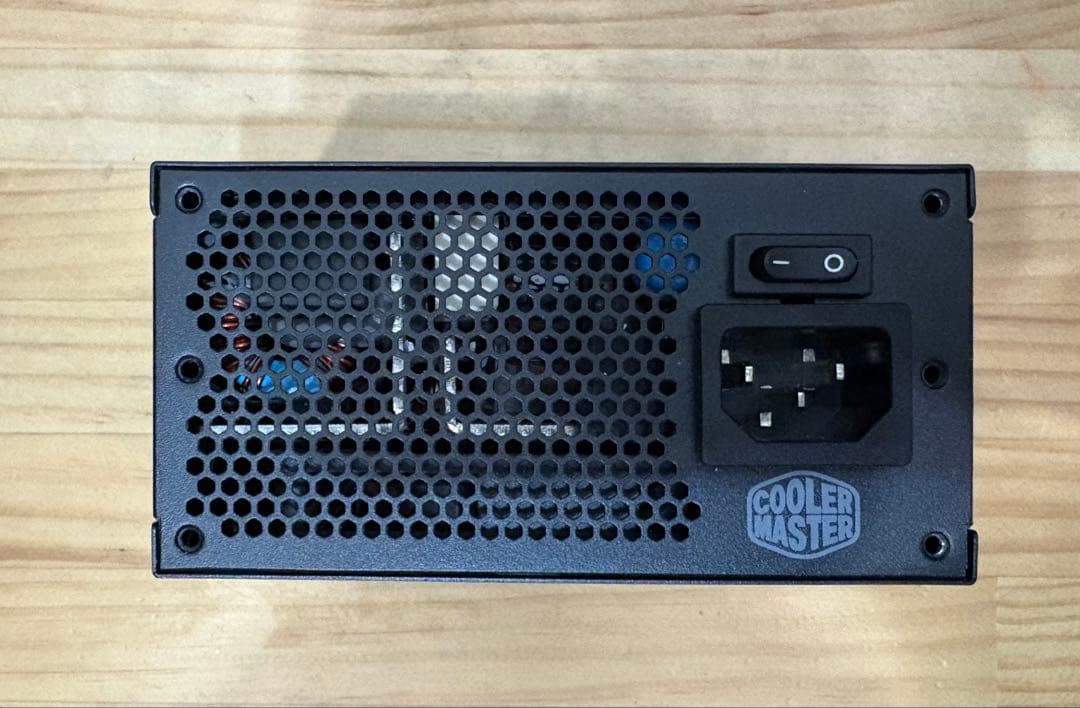 美品・Cooler Master V850 SFX GOLD 電源ユニット