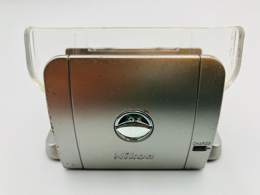 ニコン COOLPIX SQ　シルバー　コンパクトデジタルカメラ