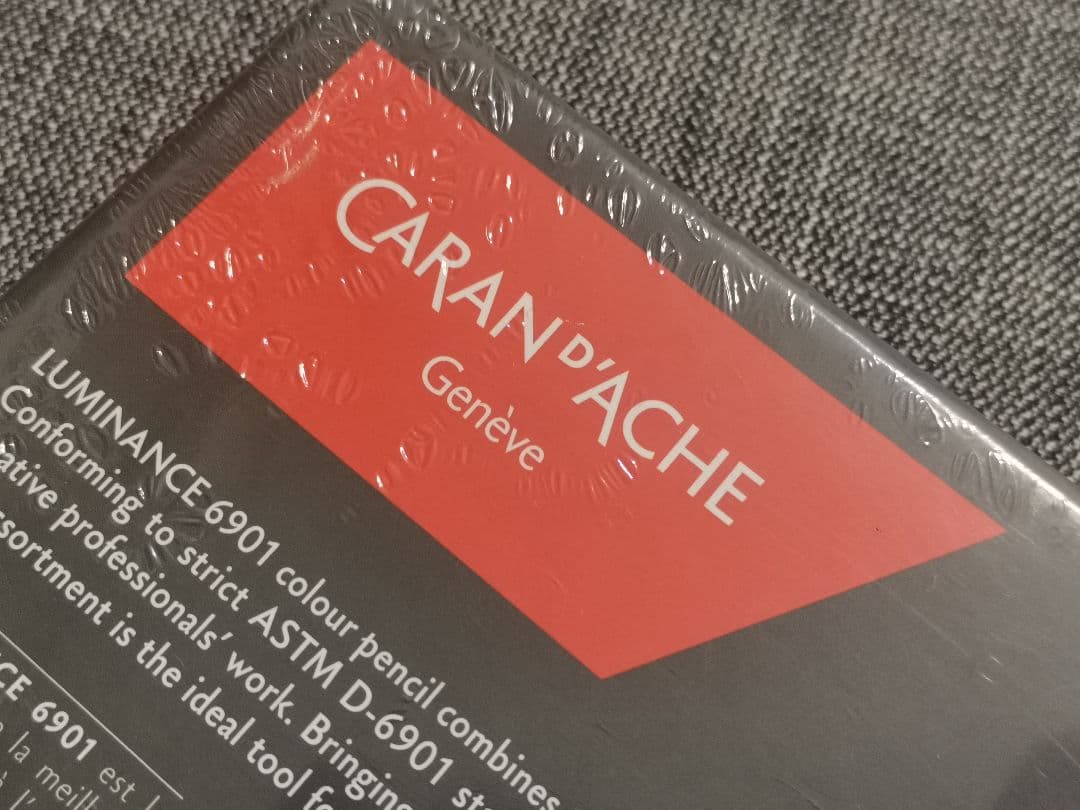 カランダッシュ ルミナンス6901 油性色鉛筆 20色セット 未開封品