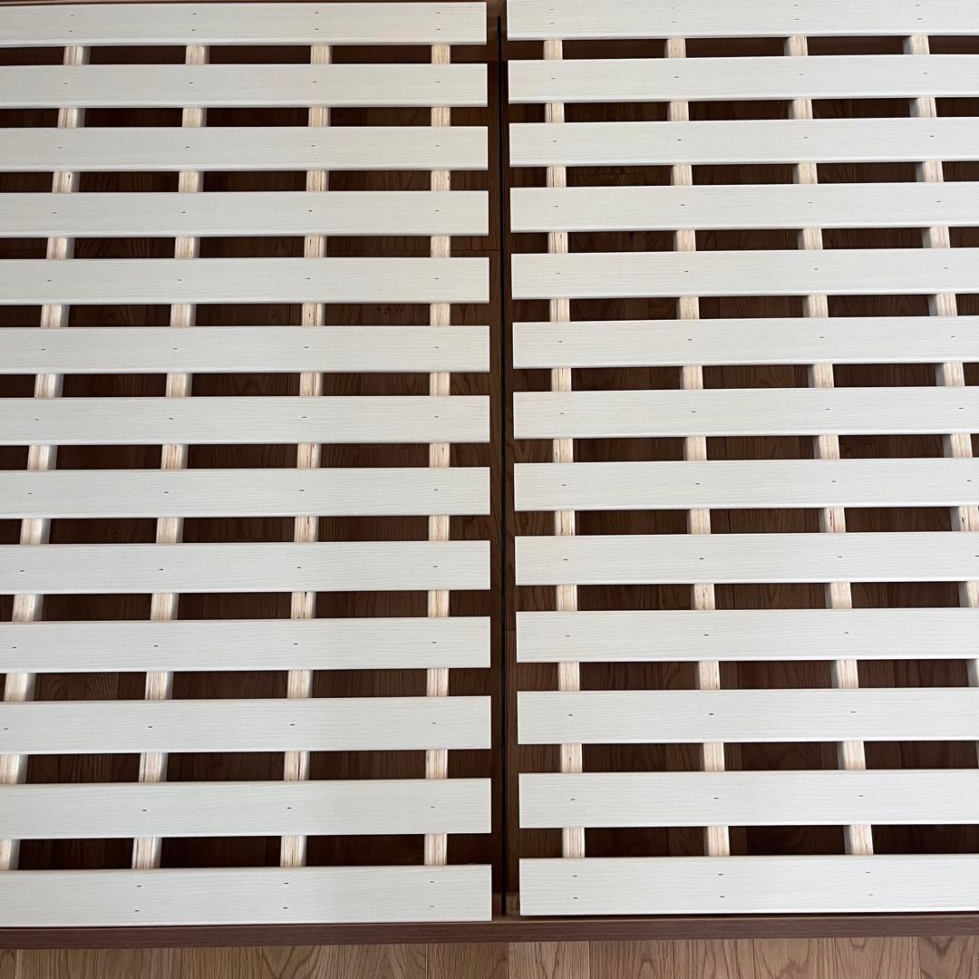 ★期間限定★【引き取り限定】セミダブルベッド（マットレス付）