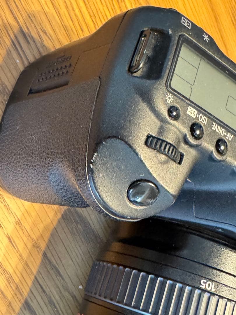 デジタルカメラ Canon EOS 5D Mark II + EF24-105L IS U