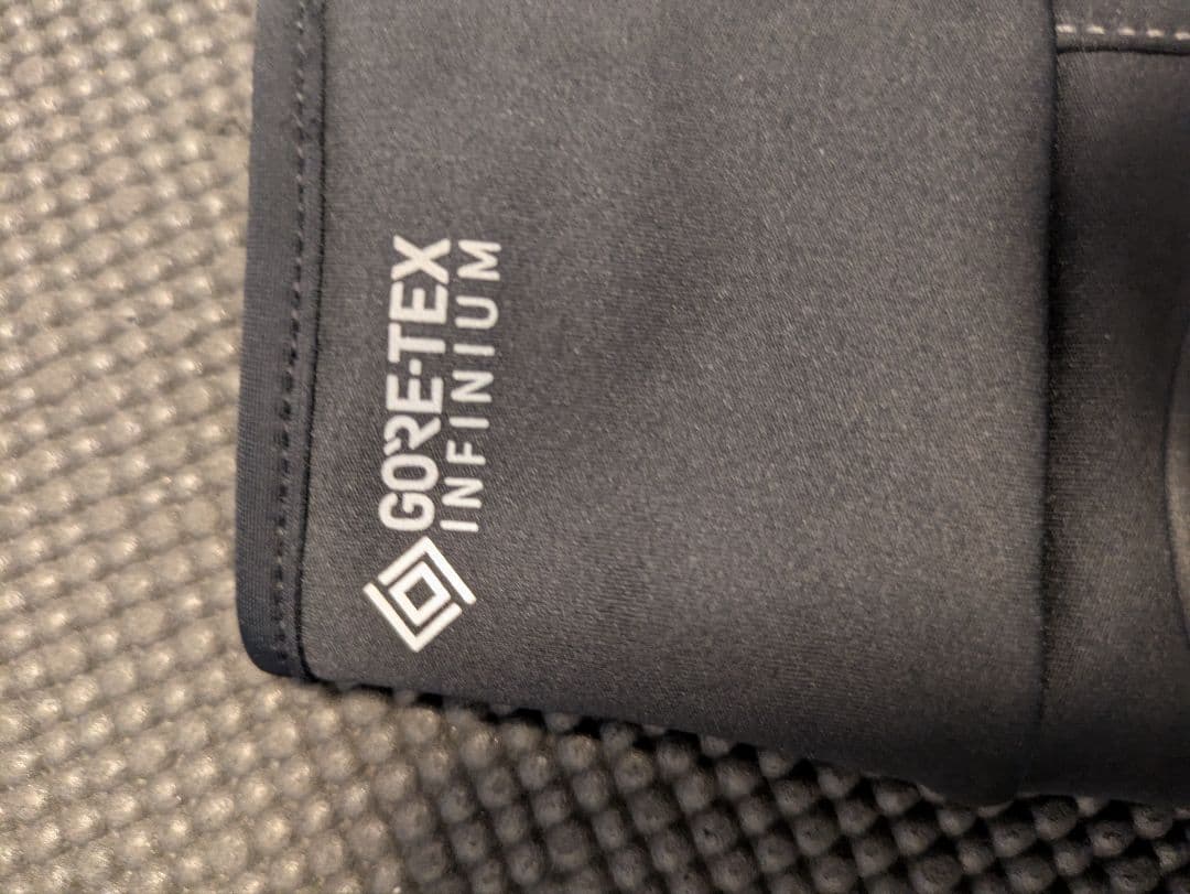 カステリ冬用グローブMサイズ 黒