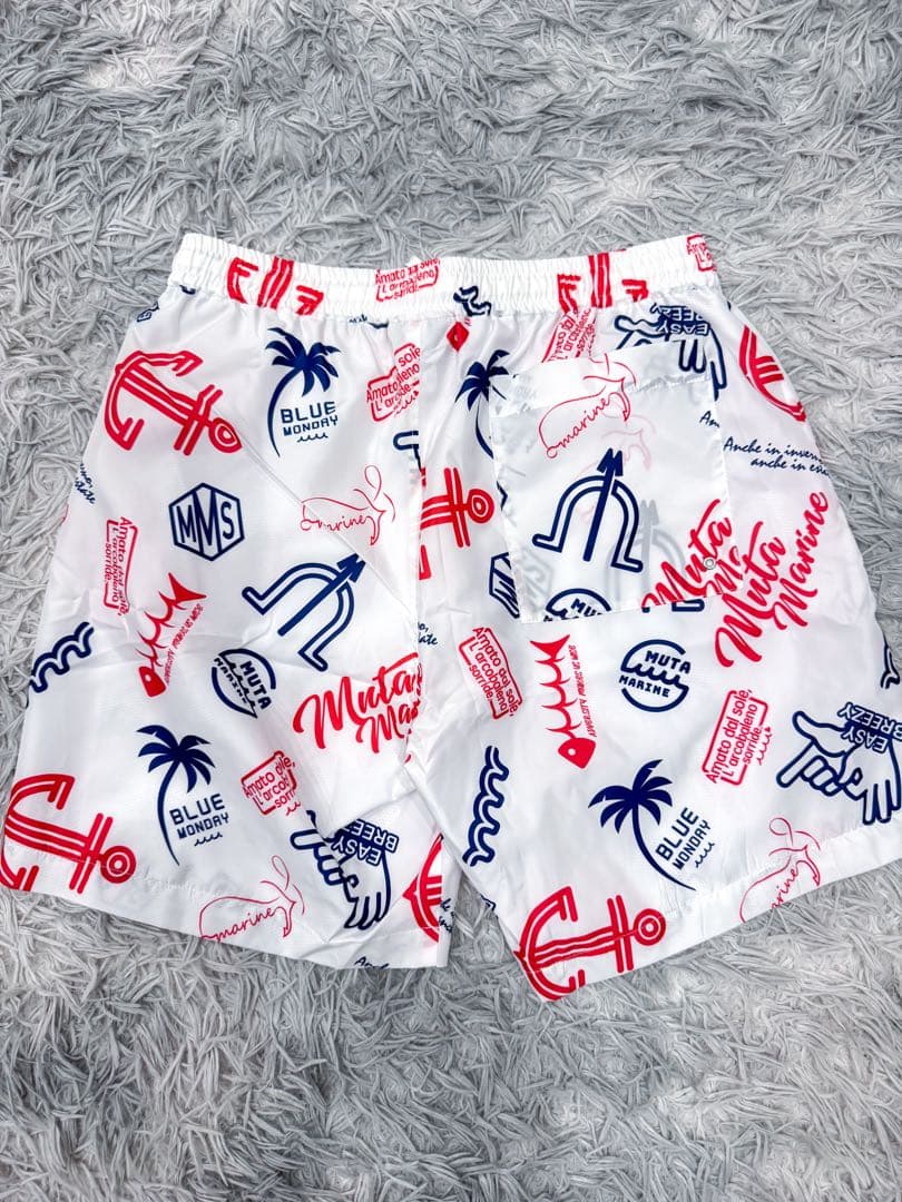 muta MARINE ランダムロゴ セットアップ