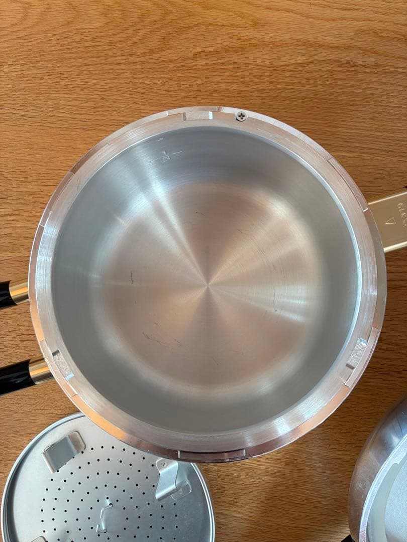 平和マジックブラウン　圧力鍋　MB-217