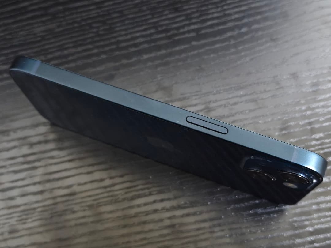 Apple iPhone 13 ミッドナイト 黒 128G バッテリー87%