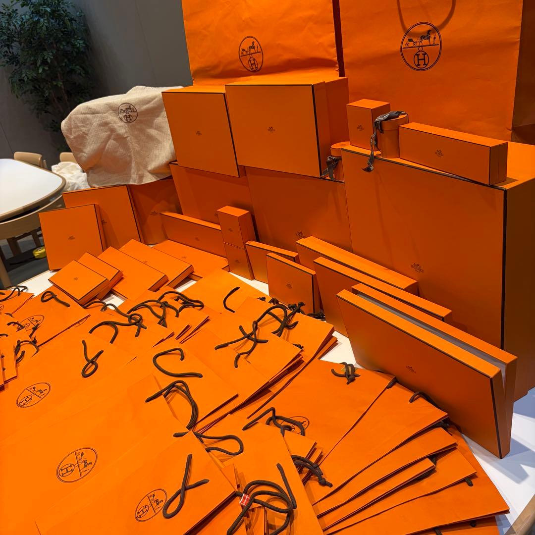 HERMES特大オレンジボックス23箱高級木箱ショッパー袋46枚巾着袋1袋まとめ