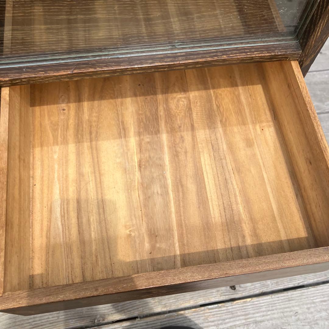 昭和レトロ ミッドセンチュリー 古家具 飾り棚 彫刻サイドボード ディスプレイ