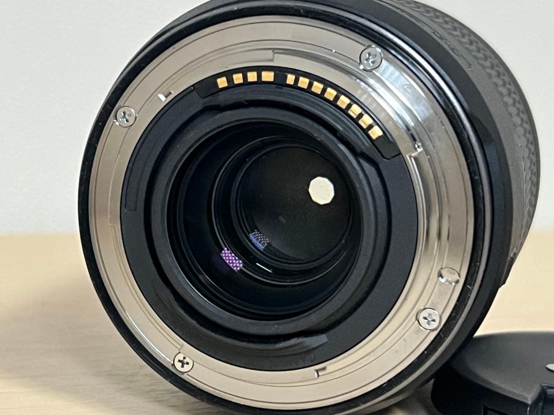 CANON RF 28-70mm F2.8 IS STM レンズフード付