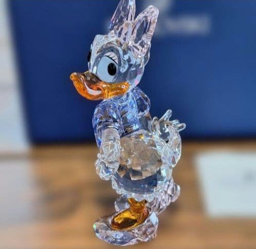 【極美品】SWAROVSKI スワロフスキーDisney デイジー　希少