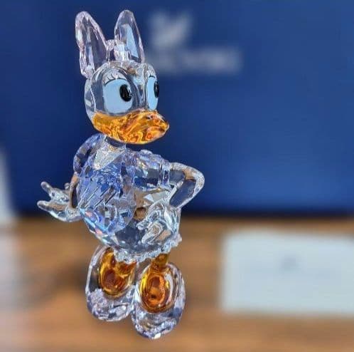 【極美品】SWAROVSKI スワロフスキーDisney デイジー　希少