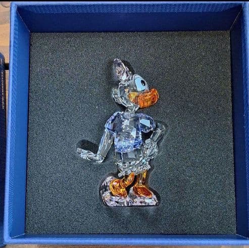 【極美品】SWAROVSKI スワロフスキーDisney デイジー　希少