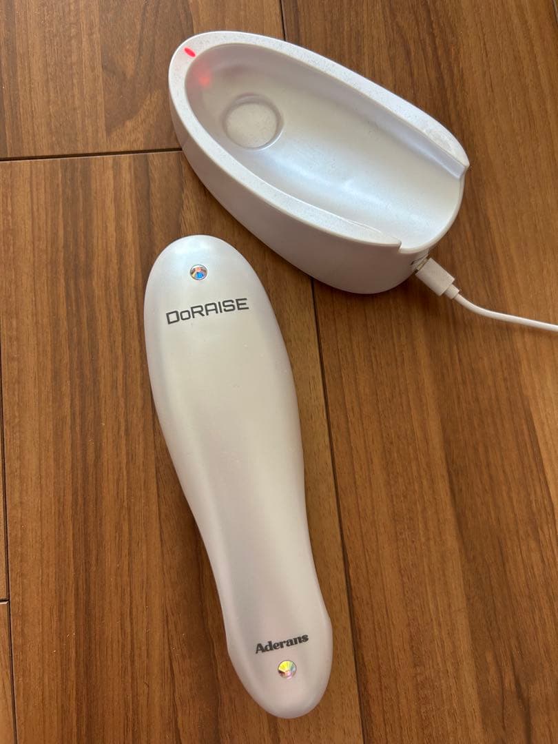 美顔器　リフトアップ　DORAISE アデランス