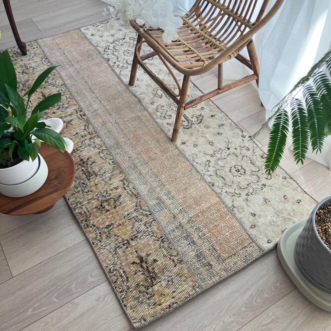 パッチワーク✳︎ 67×139ベージュ　フラワー　イエロー　トルコヴィンテージラグ