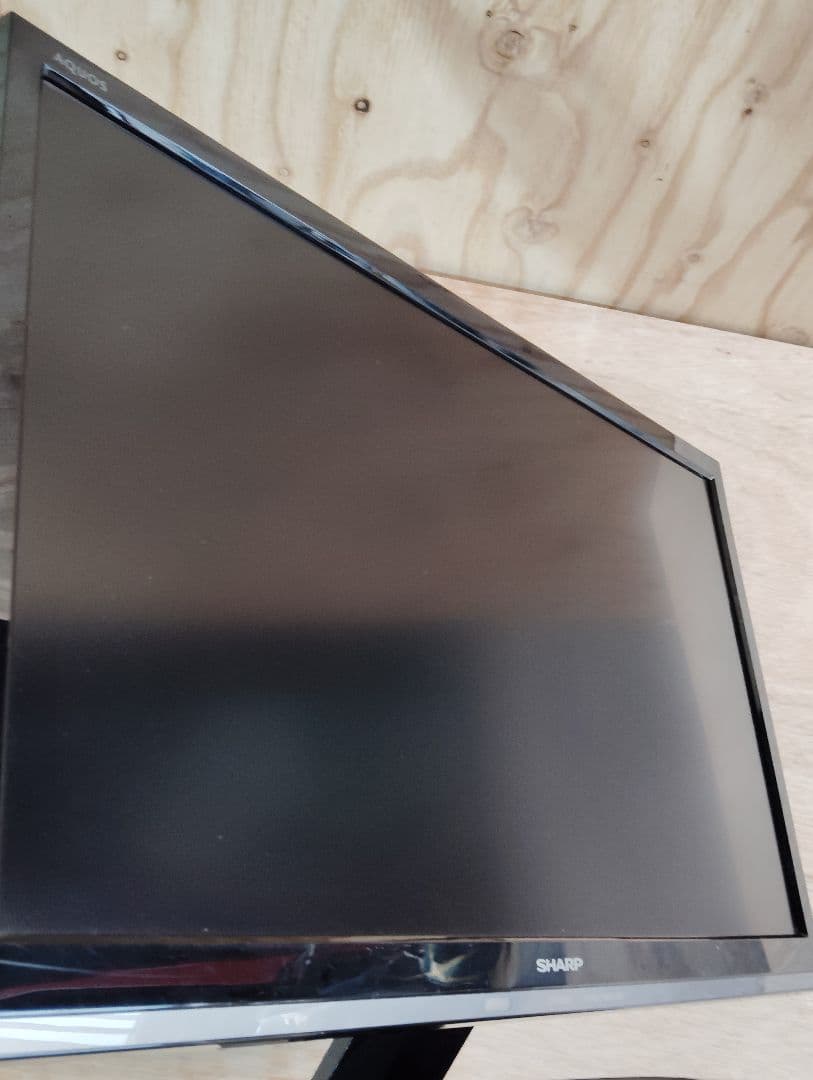 SHARP/シャープ 22インチ液晶テレビ AQUOS 2T-C22AD