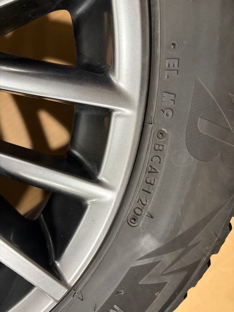 レクサスRX450h Fスポーツ　スタッドレスタイヤ純正ホイールセット