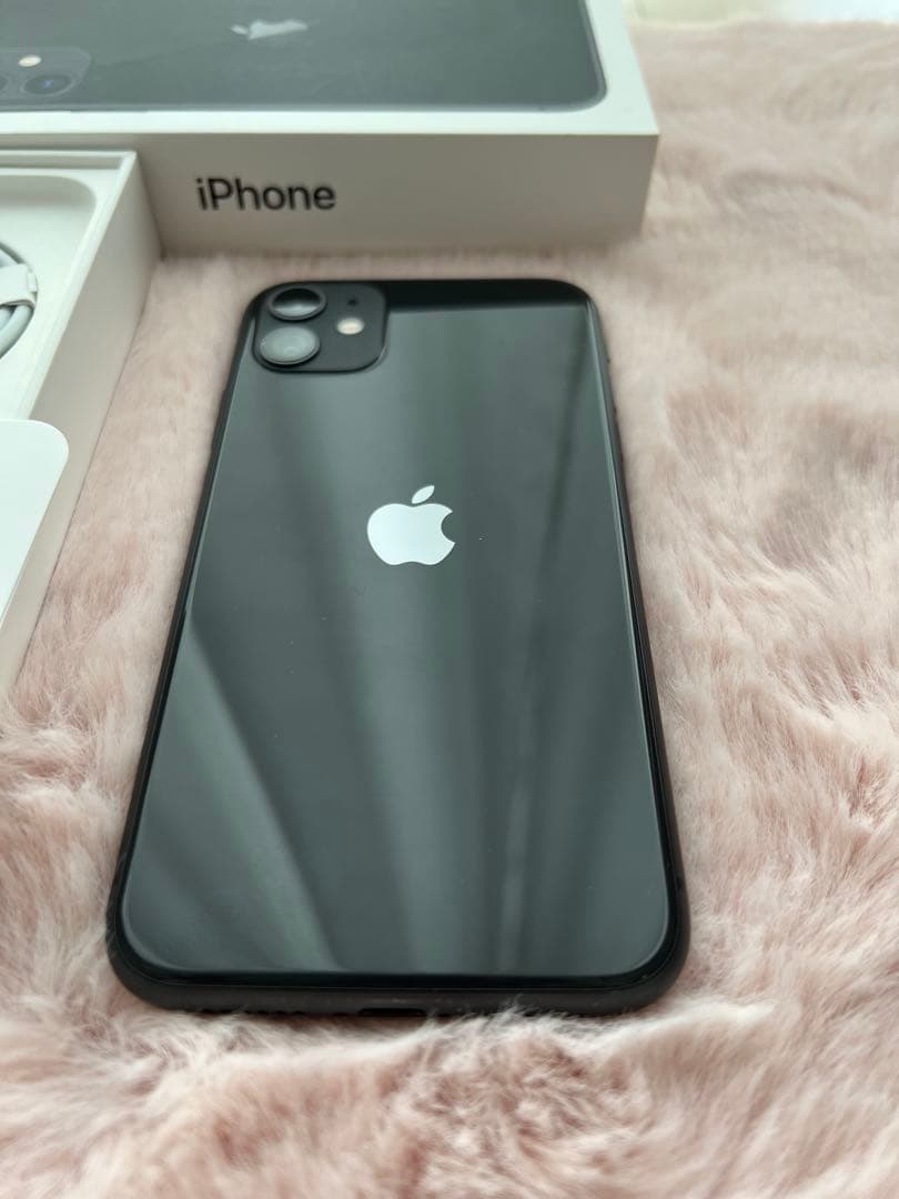 iPhone11 64GB (箱と付属品セット)