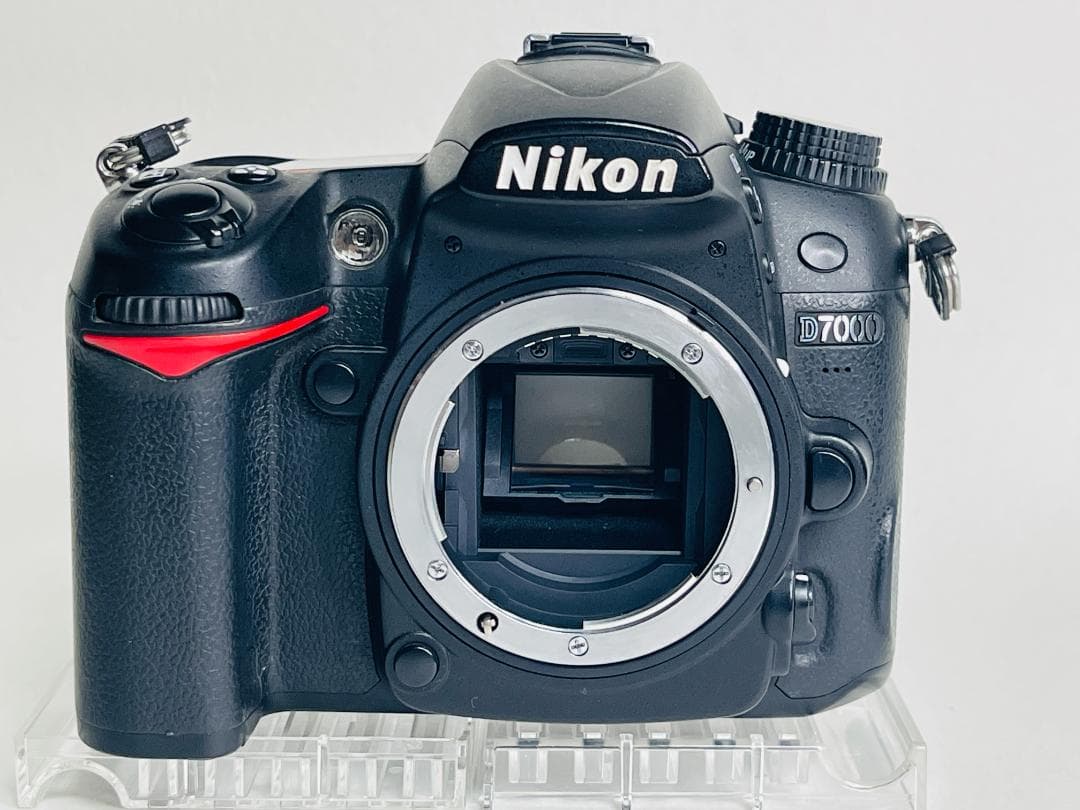 Nikon D7000 ニコン ボディ デジタル一眼レフ 名機 動作確認済み