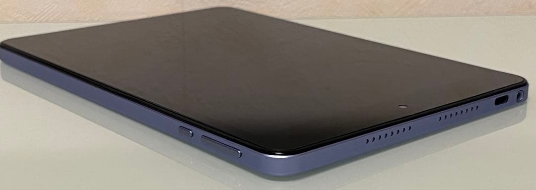 UAUU 8インチタブレット 本体 充電器付き