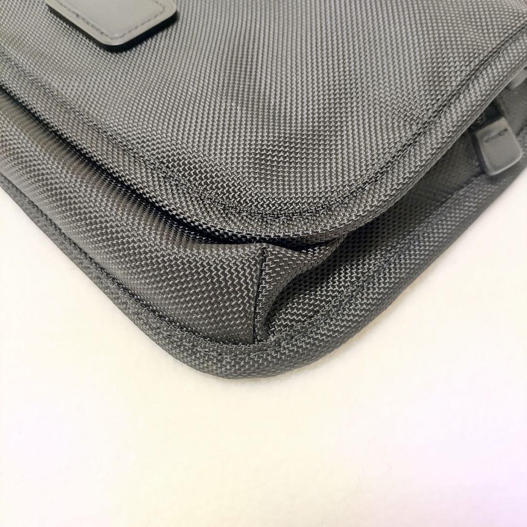 TUMI 22105DH Alpha ショルダーバッグ ボディバッグ 黒 未使用