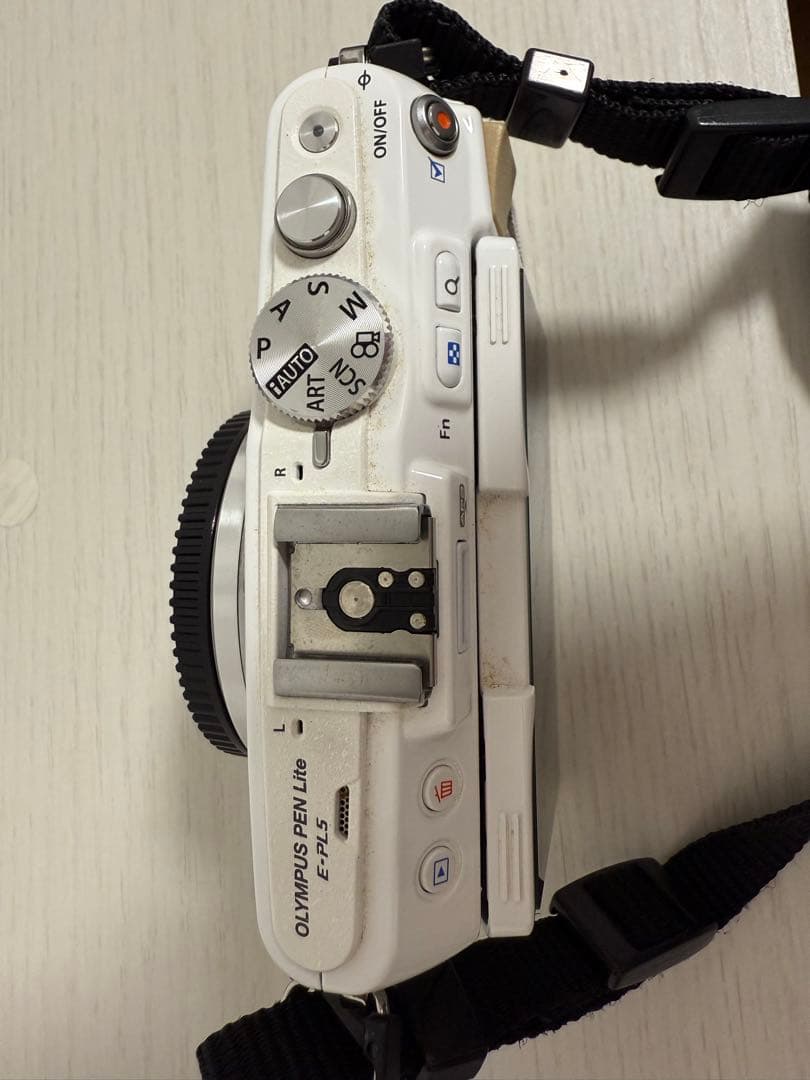 OLYMPUS PEN Lite E-PL5 レンズ付き