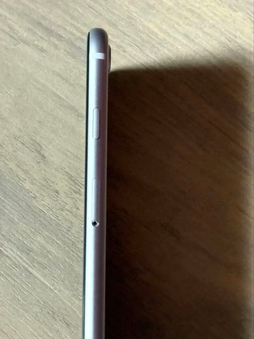 iPhone se 64GB ホワイト Simなし