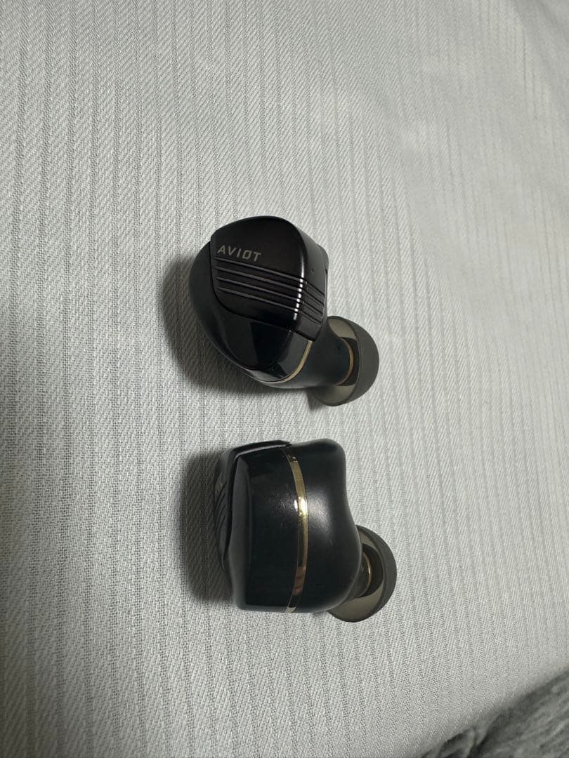 ピヤホン8 AVIOT TE-W1-PNK