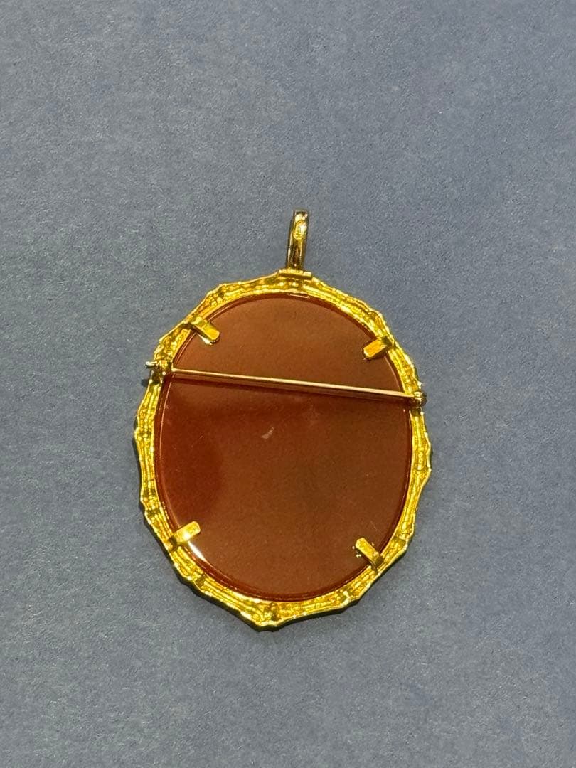 カメオ　ブローチ 女性の横顔