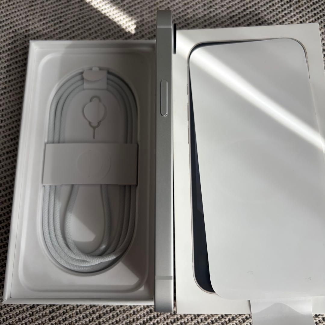 【最終価格】iPhone16e 128GB SIMフリー ホワイト　100%