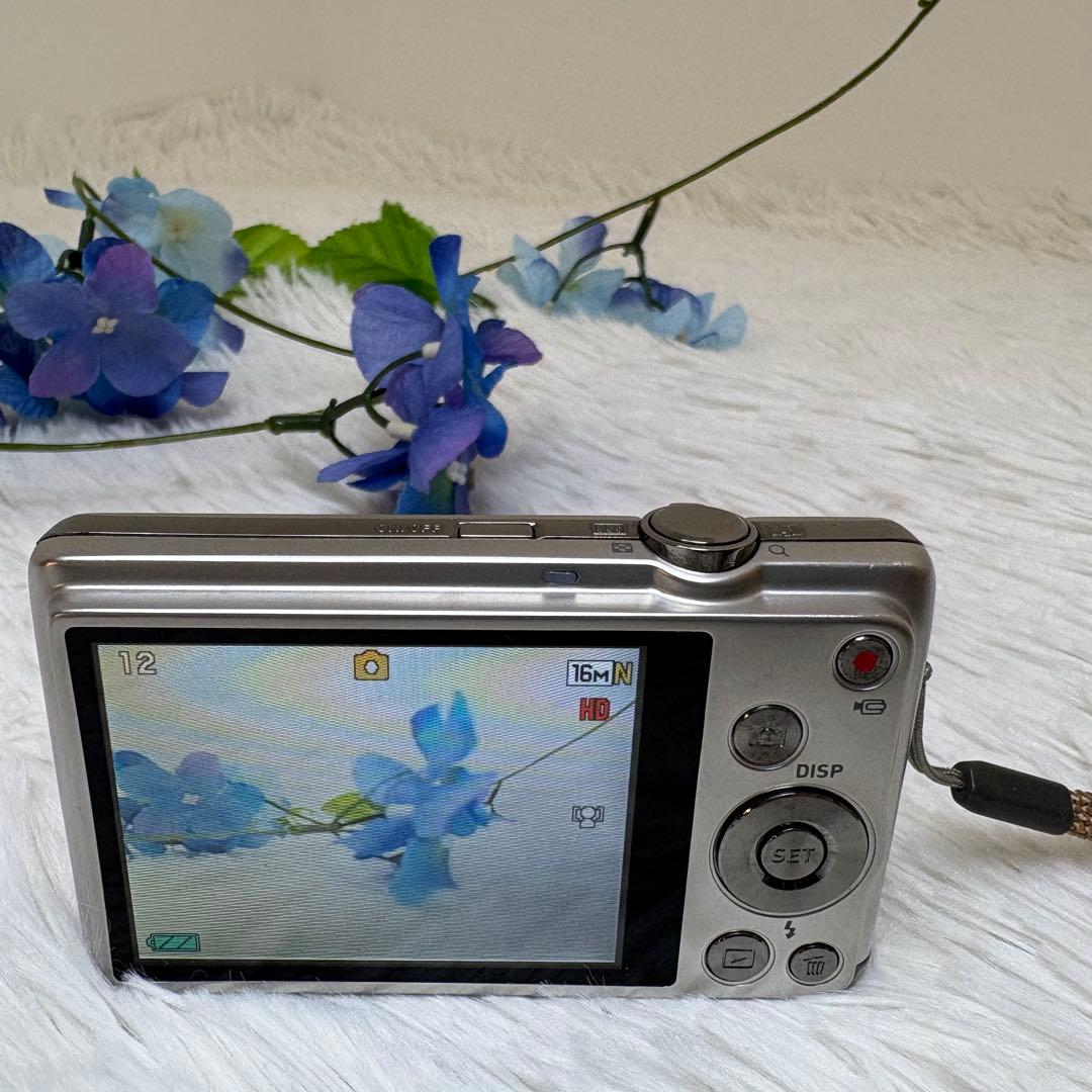 CASIO カメラ　エクシリム　EX-ZS12 シルバー　コンデジ　動作品