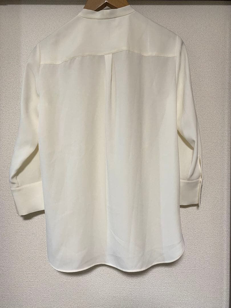 セオリー　ジョーゼットタイブラウス　アイボリー　Sサイズ　ボウタイ　長袖　白系