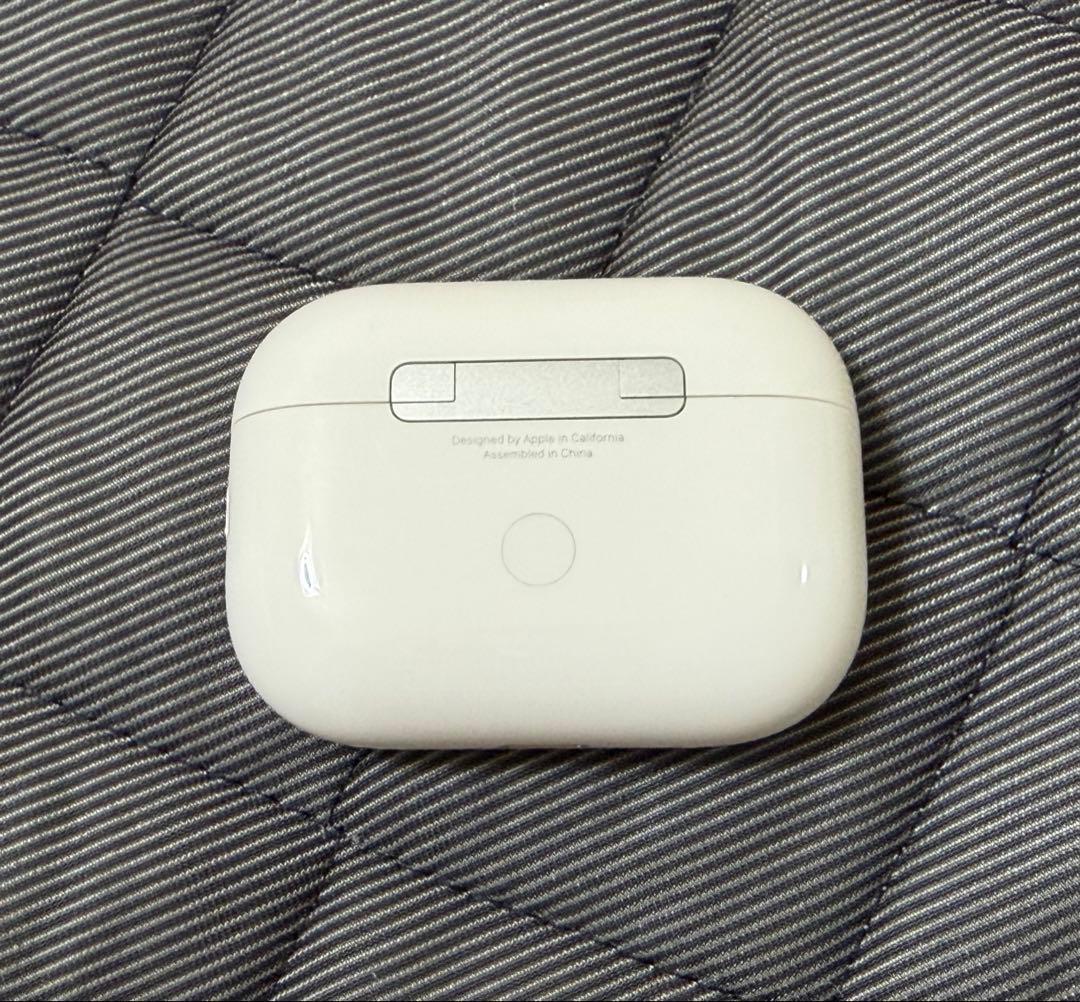 AirPods Pro2 本体 充電ケース付き Lightning