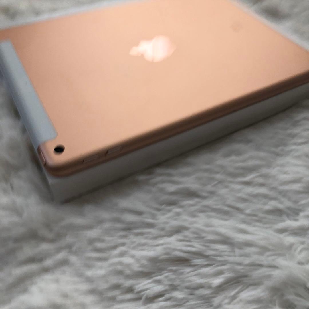 【早い者勝ち】iPad 第6世代 32GB SIMフリー 【すぐ発送】