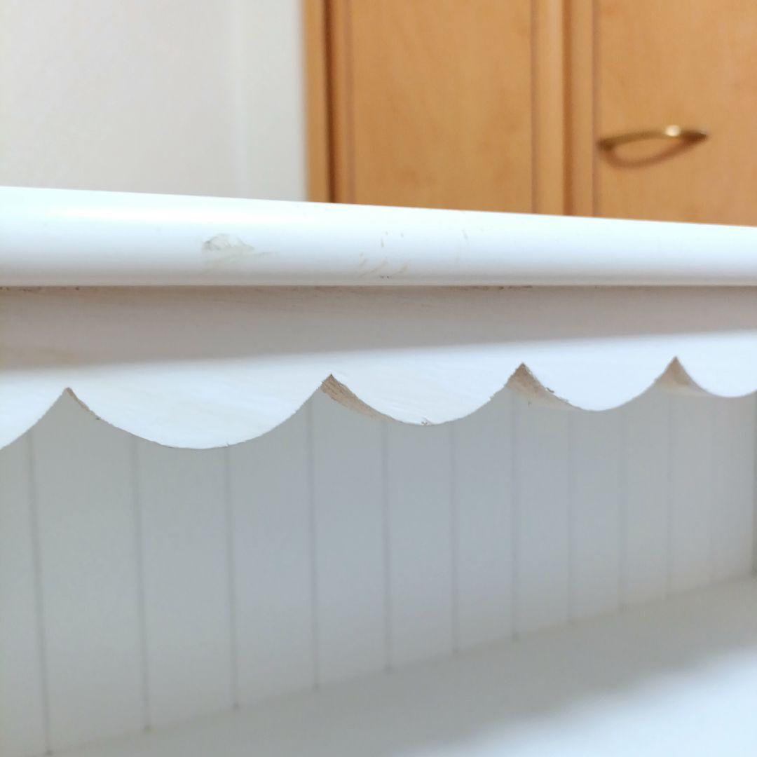 バスケット付3段フリルキャビネット　フレンチカントリー　可愛い　収納　木製　白