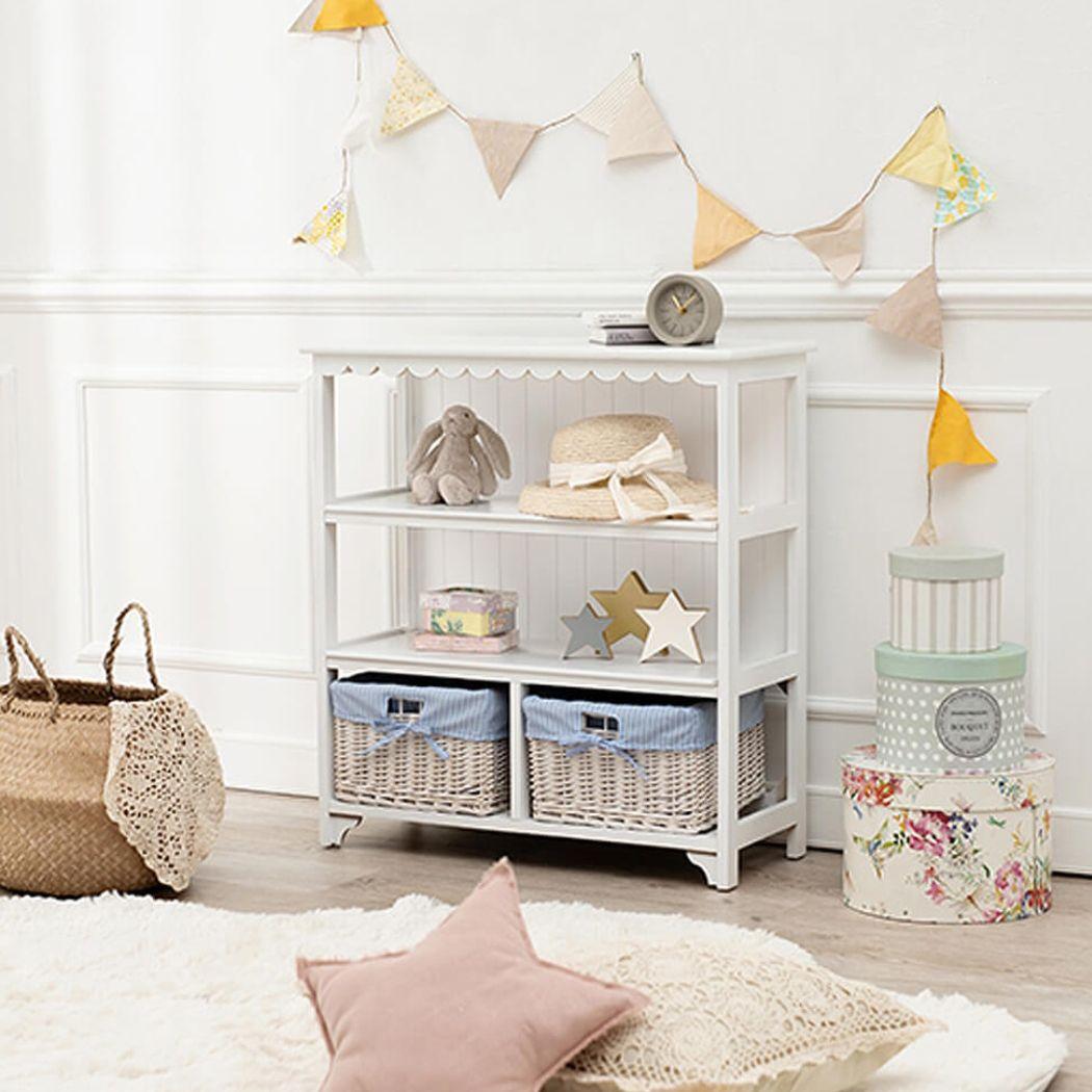 バスケット付3段フリルキャビネット　フレンチカントリー　可愛い　収納　木製　白