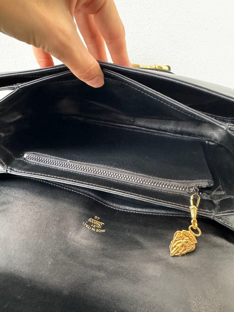 GUCCI　ハンドバッグ　ワンショルダー　ホースビット