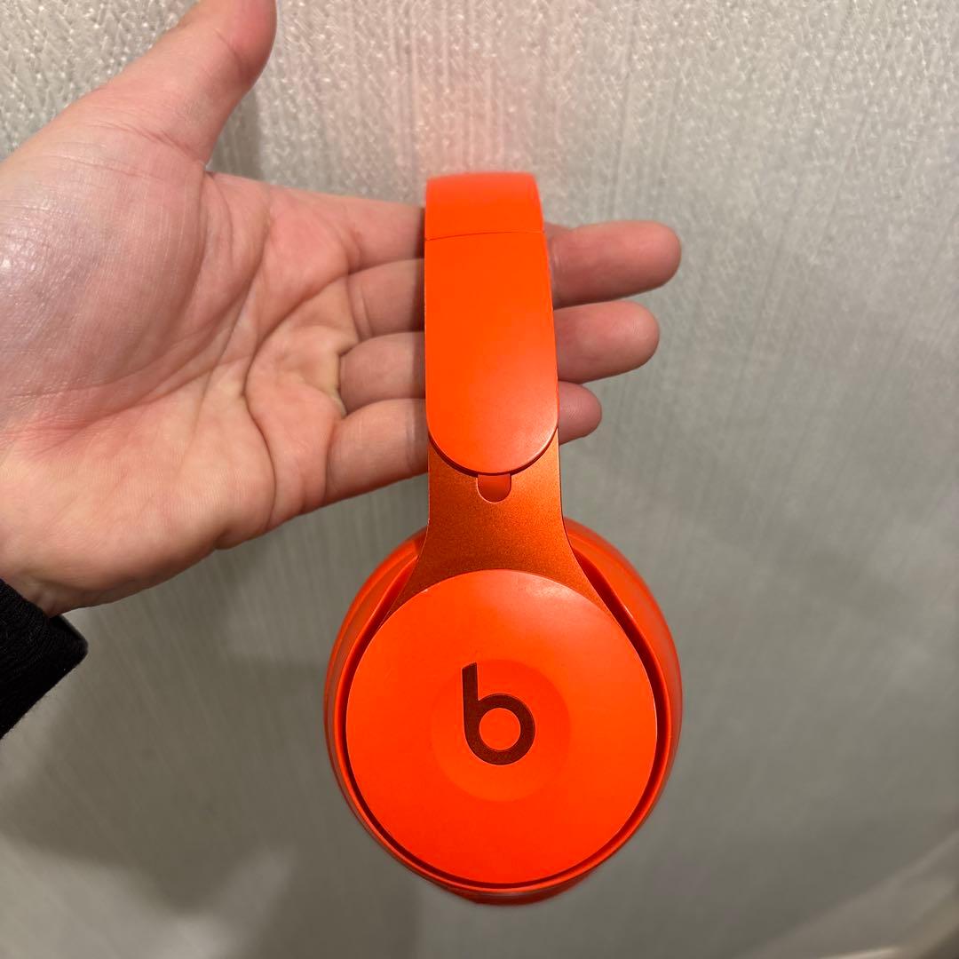 ヘッドホン beats Solo Pro