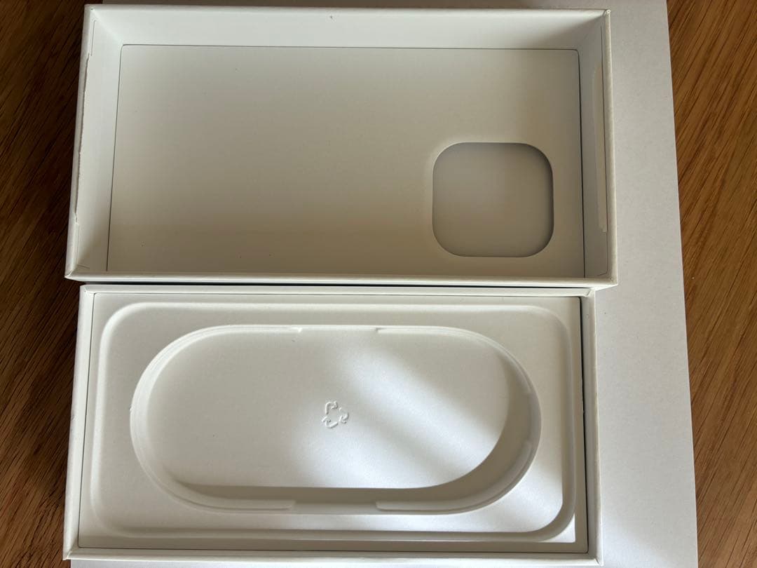 iPhone16pro 128GBナチュラルチタニウム