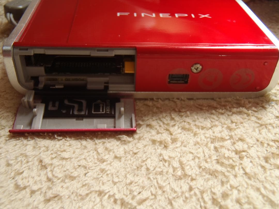 ★美品❤️動作品❤️ FINEPIX Z2 ❤️人気の赤・コンデジ