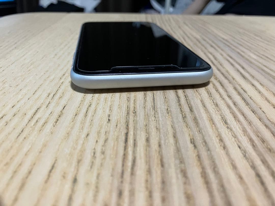 iPhone XR 64GB ホワイト｜SIMロックなし｜初期化済｜動作品｜