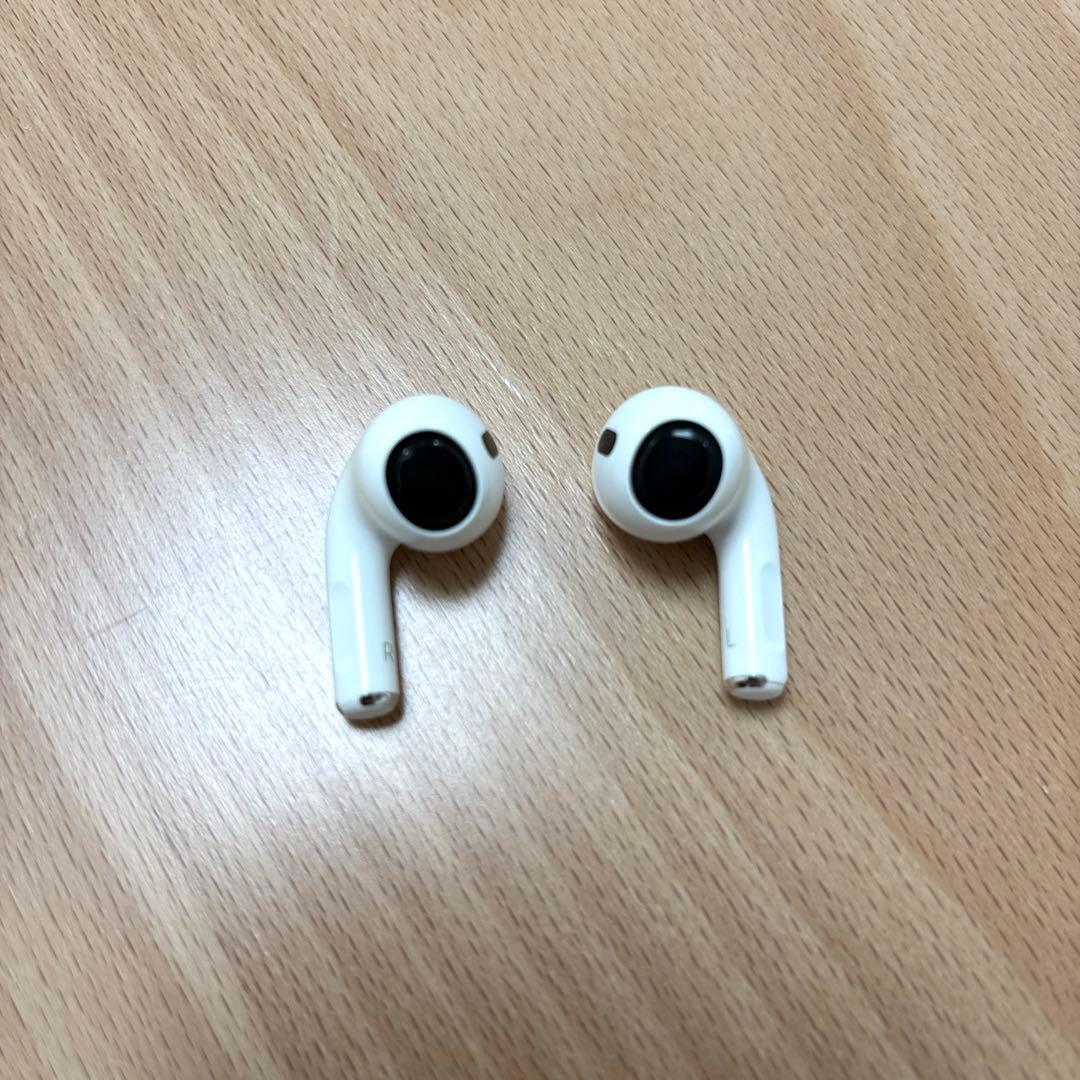 【美品】AirPods Pro 第2世代 USB-Cモデル