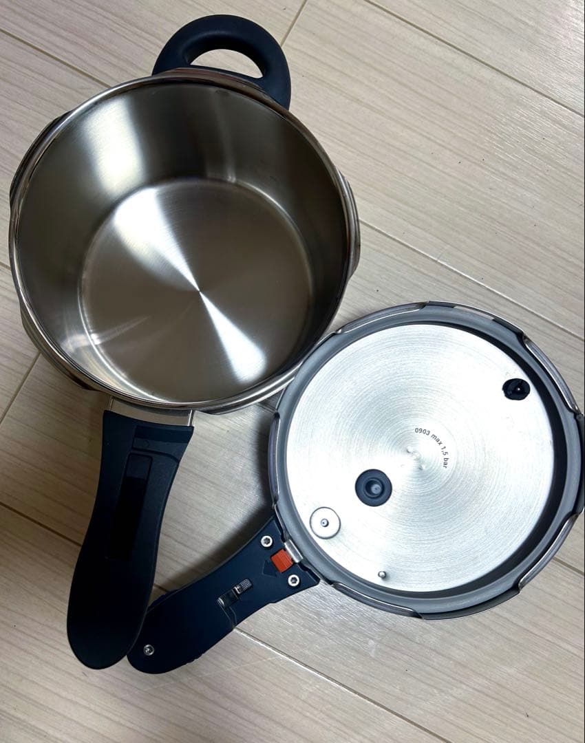 WMF PERFECT PLUS 圧力鍋