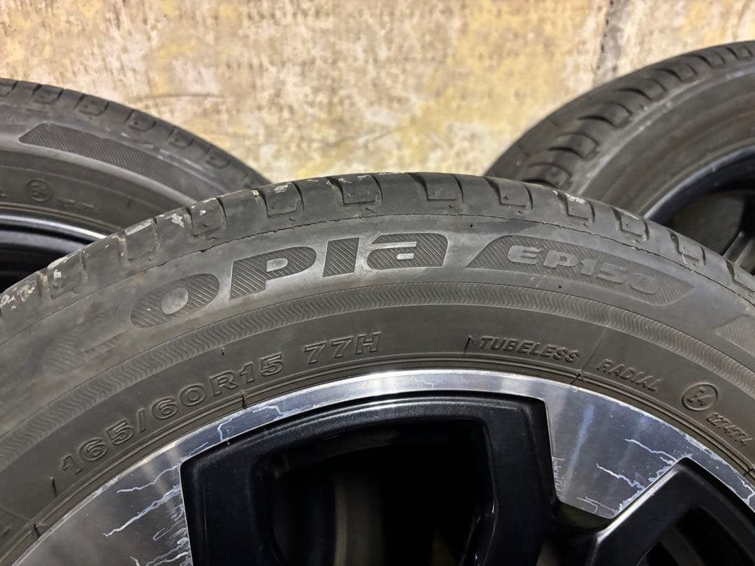 ② 送料込みにしました！　ダイハツ純正アルミホイール　　15インチ　2本のみ