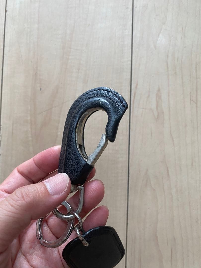 ジャンポールゴルチェ　黒 レザー フック型キーホルダー