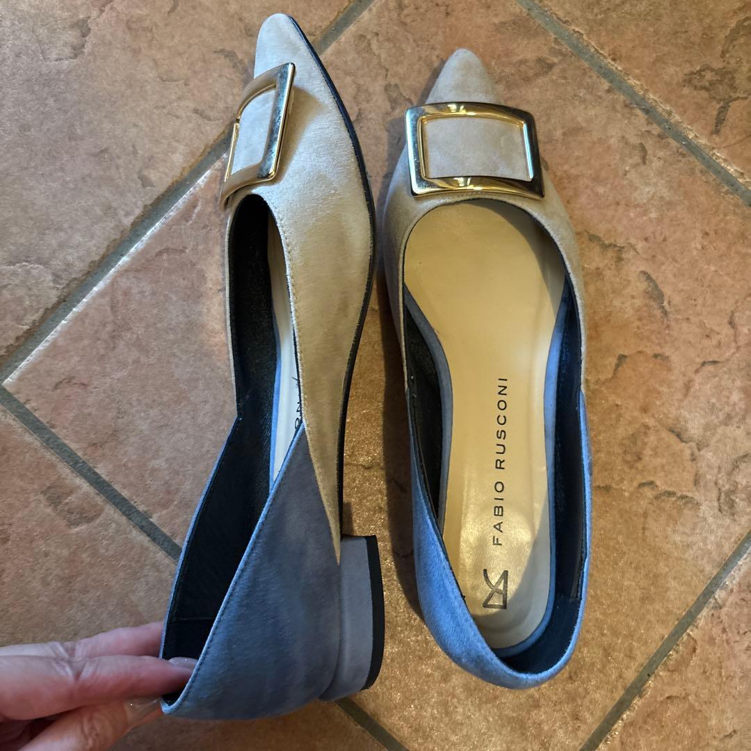 ファビオルスコーニ　フラットパンプス