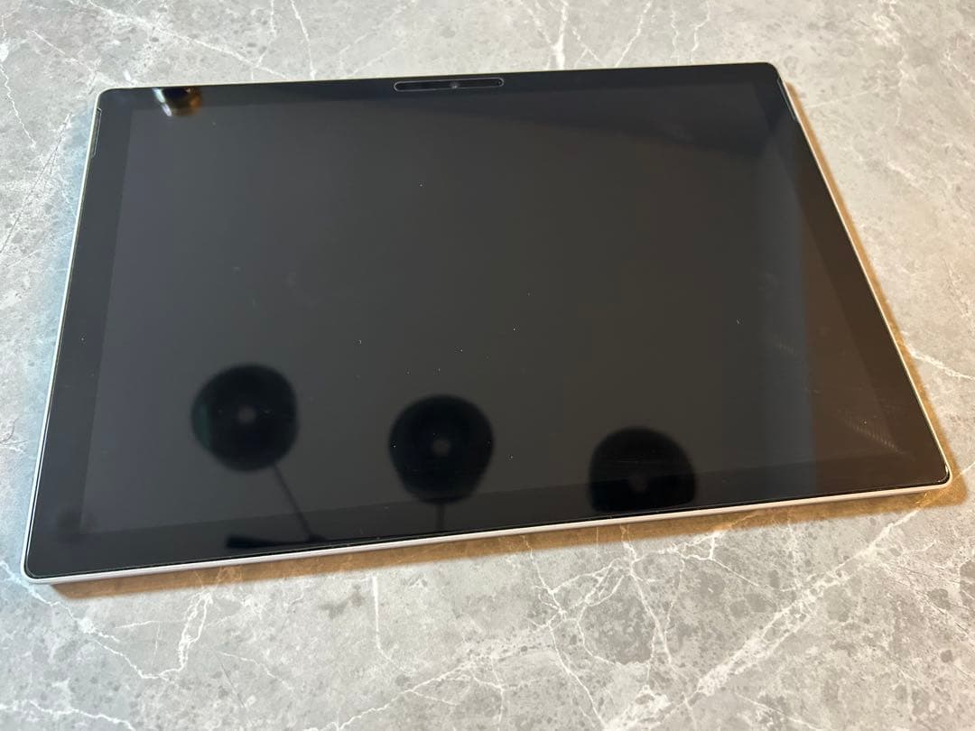 Surface Pro 12.3型 i5 256GB 8GB タイプカバー付き